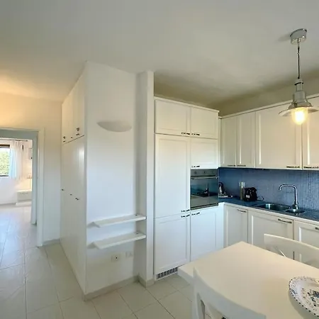 Apartament 50m From 2 Private Beaches Stunning Sea View Marinella (Sardinia)