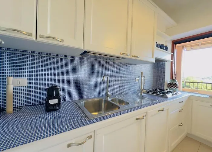 50m From 2 Private Beaches Stunning Sea View *