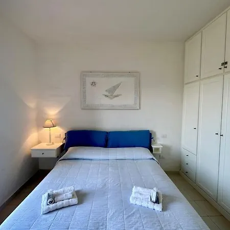 Vela Azzurra - 50m From 2 Private Beaches Stunning Sea View * Marinella (Sardinia)