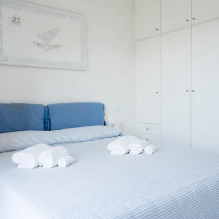 50m From 2 Private Beaches Stunning Sea View Lägenhet