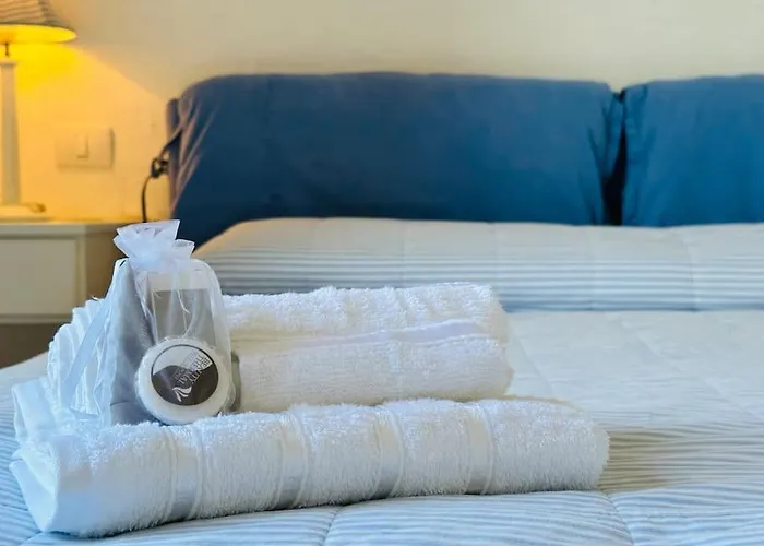 50m From 2 Private Beaches Stunning Sea View