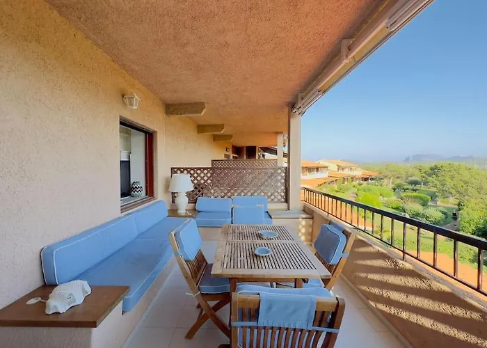 50m From 2 Private Beaches Stunning Sea View *